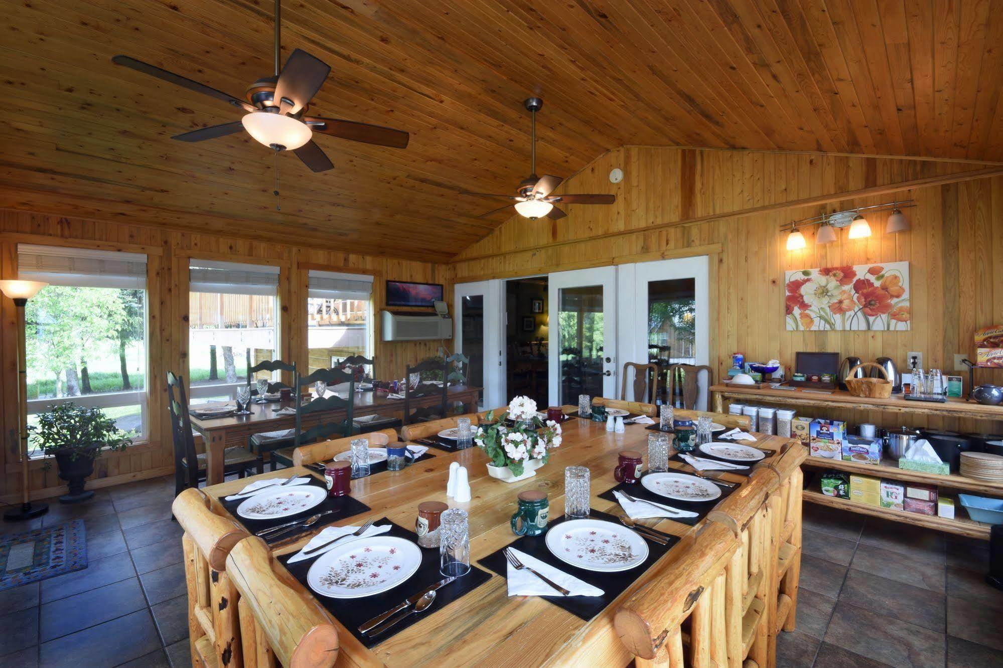 Bad Rock Bed And Breakfast Inn Columbia Falls Eksteriør bilde